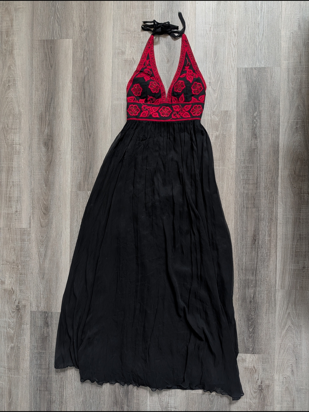 Dolce Jovani Halter Maxi Dress Size 8 Black Red Embroidered Beaded Formal